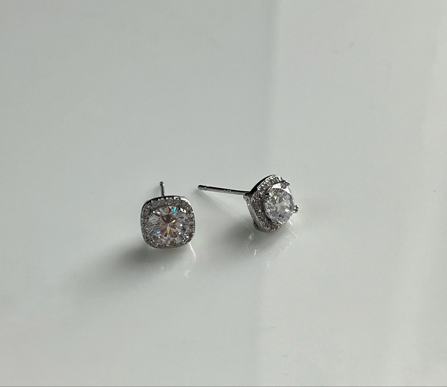 Silver Solitaire Stud