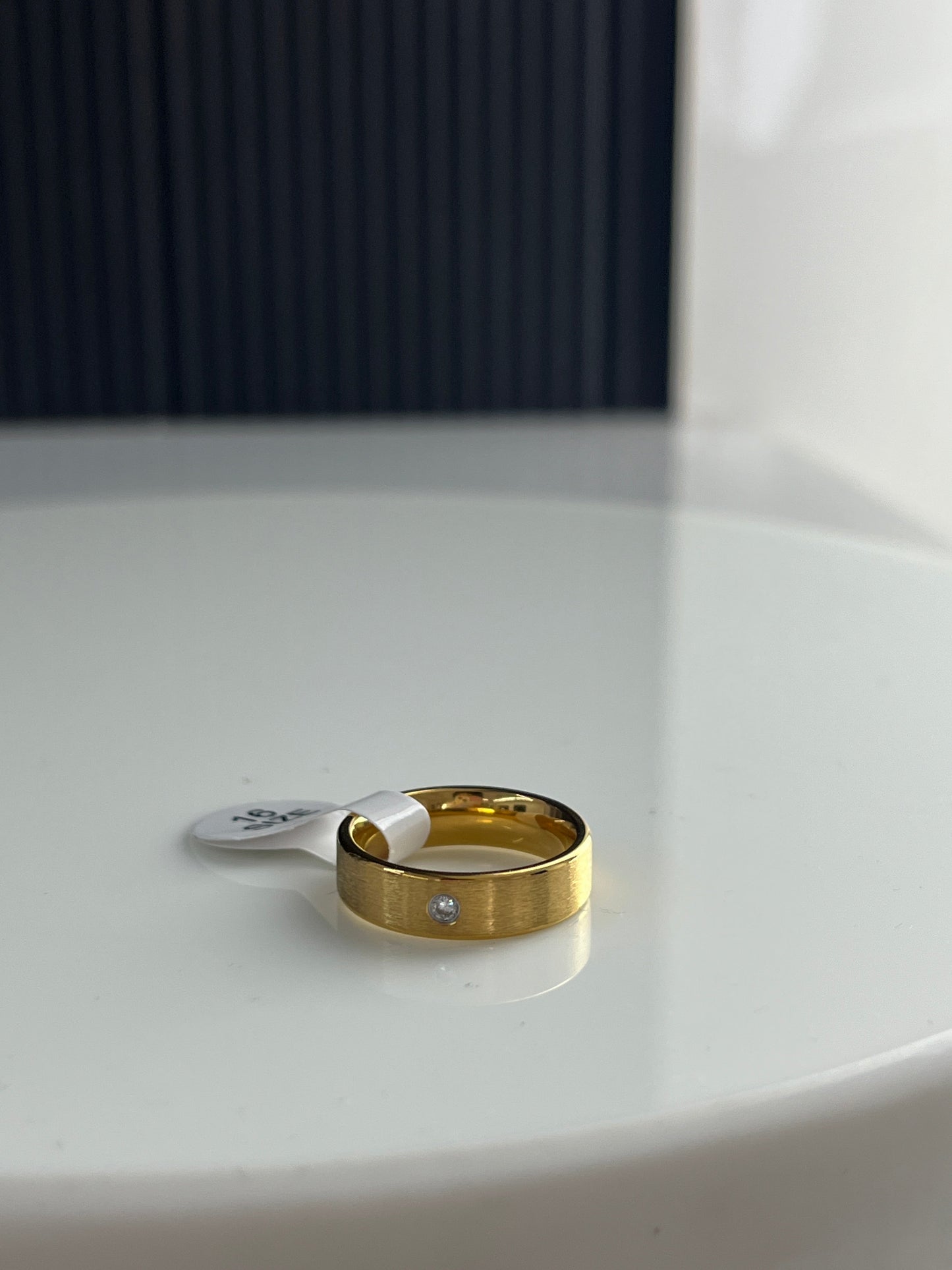 Matte finish band ring