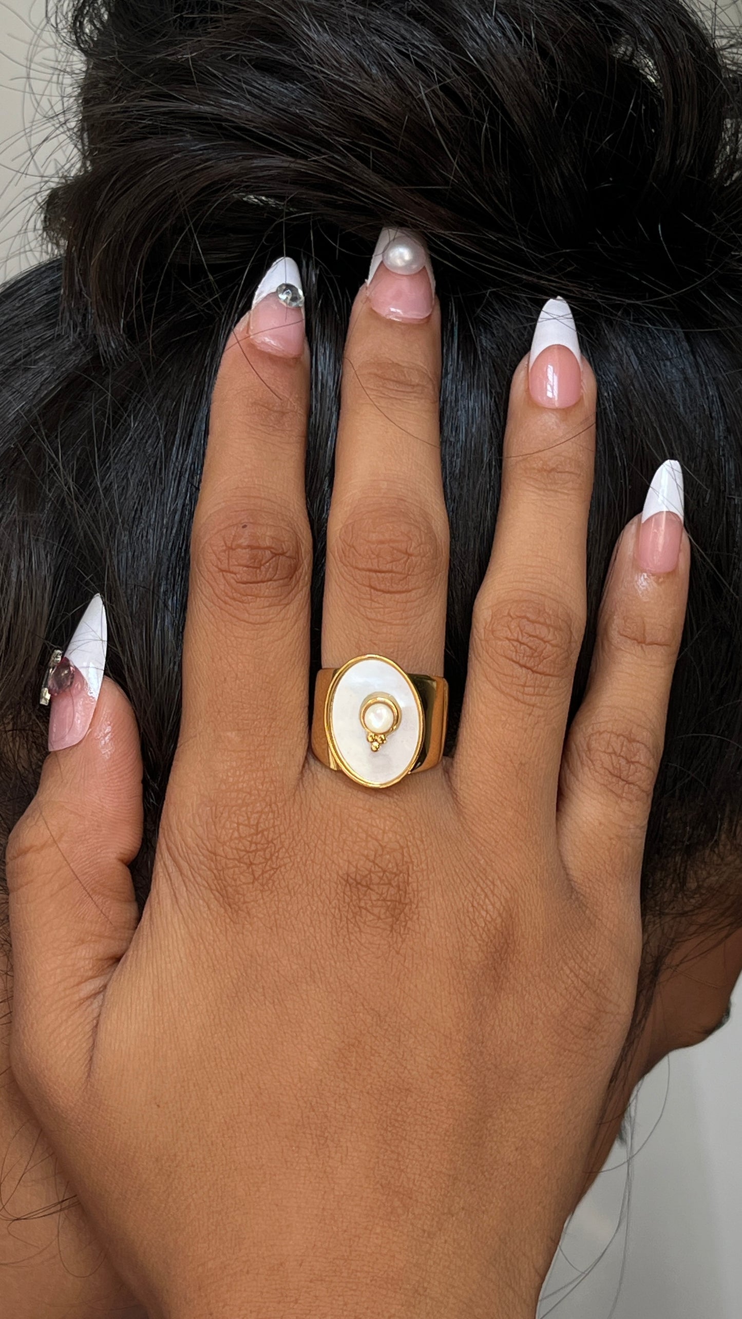 Aurelia Pearl Signet