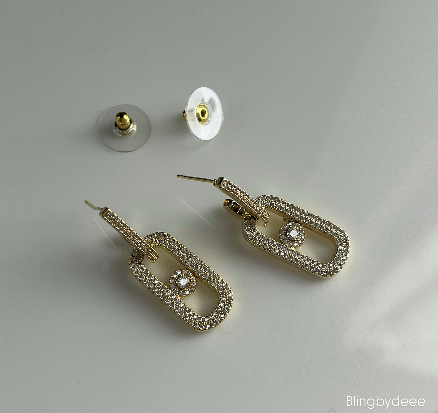 Oval drop studded Earrings