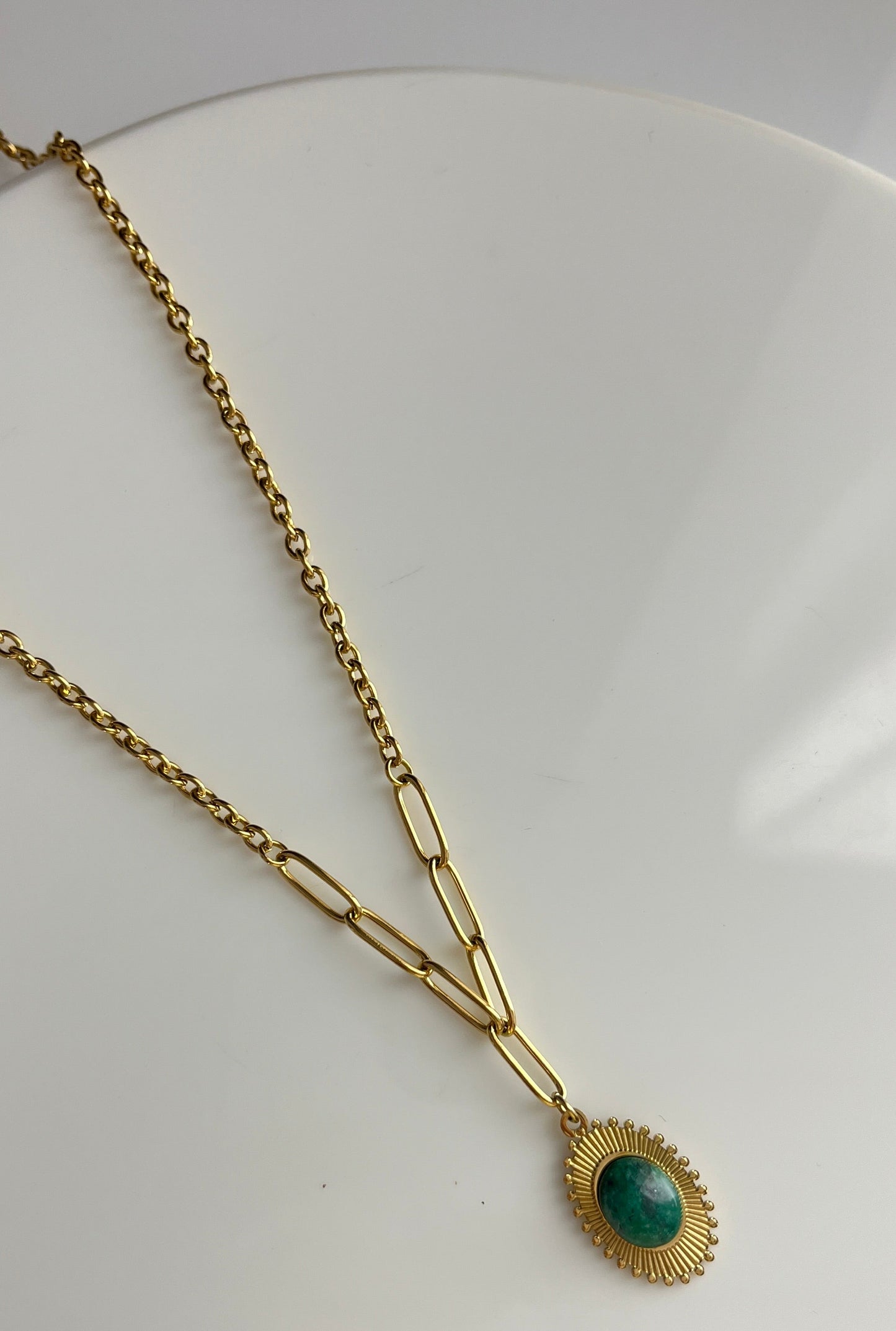 Emerald Sunburst Paperclip Necklace