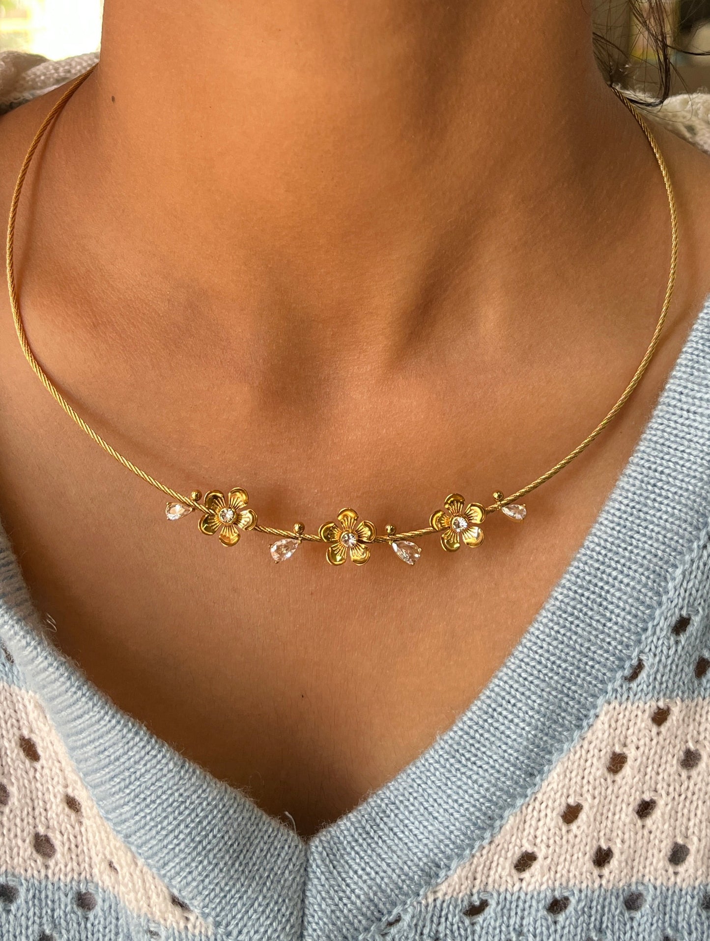 Fleur Wire Choker