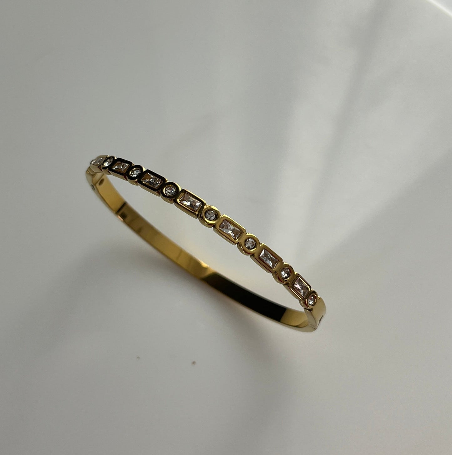 Aura Baguette Bangle