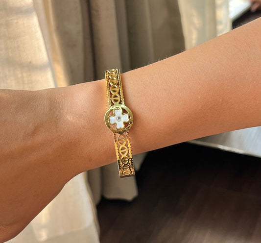 Clover Filigree Gold Bracelet