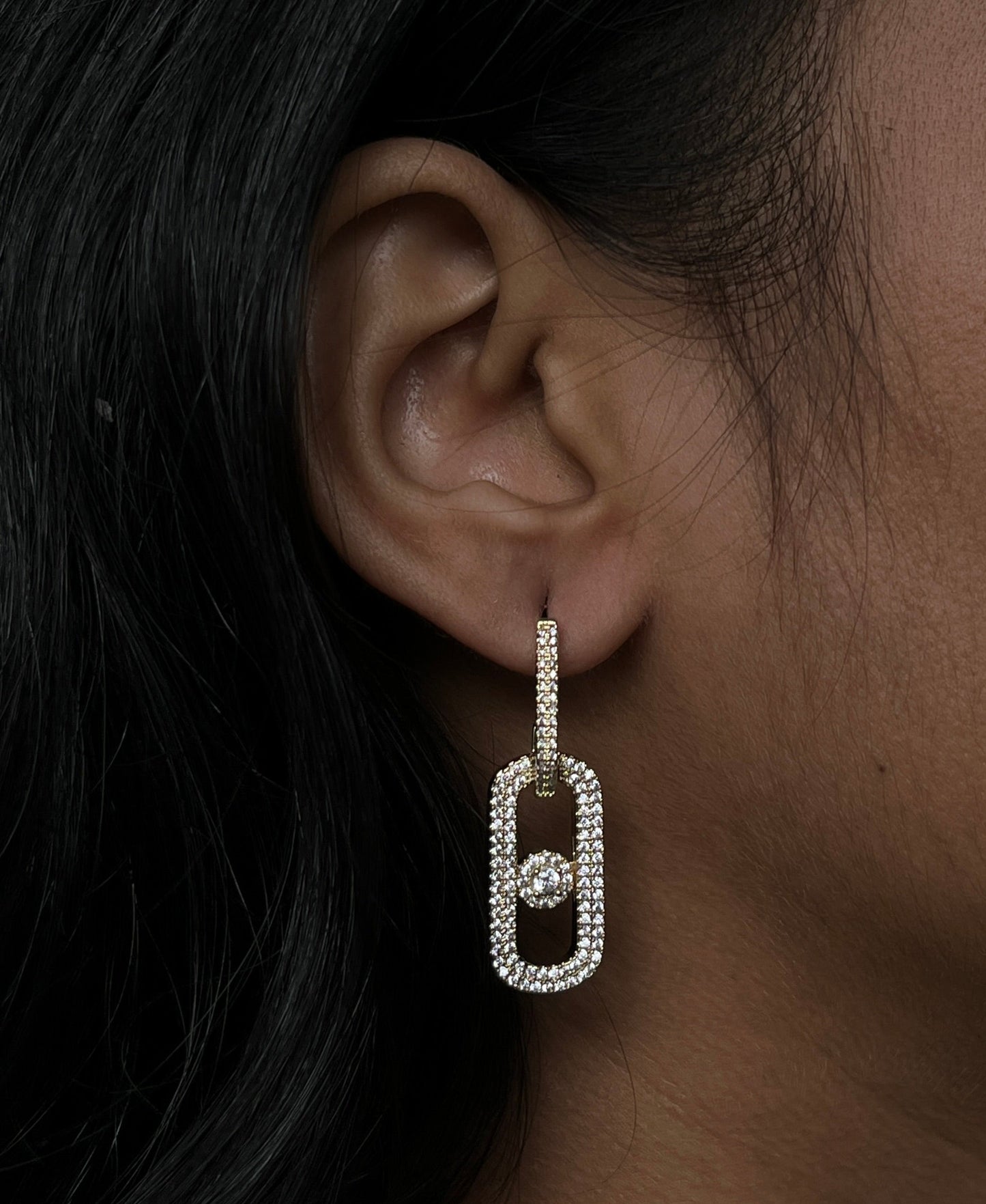 Oval drop studded Earrings