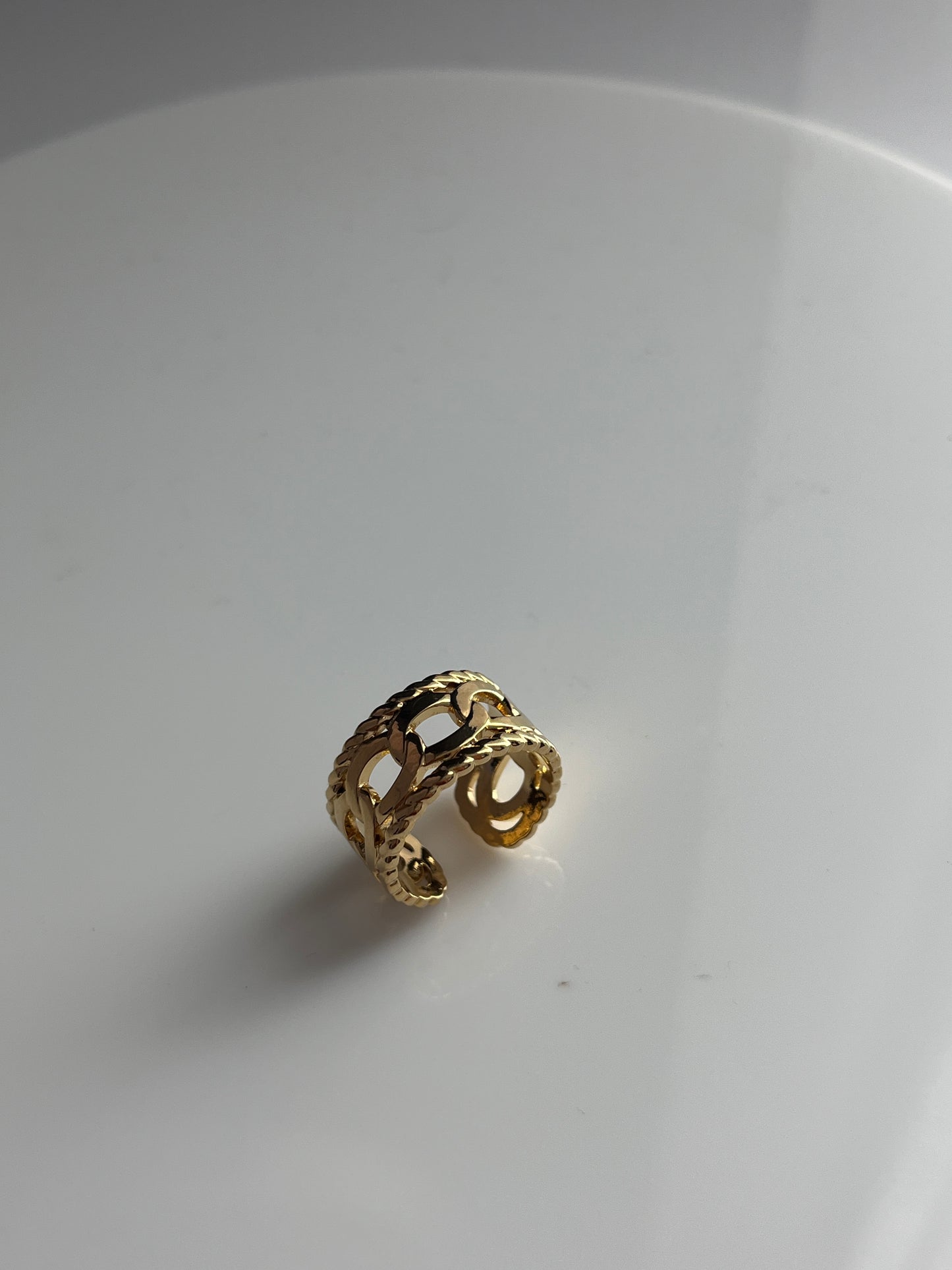 Fay Ring