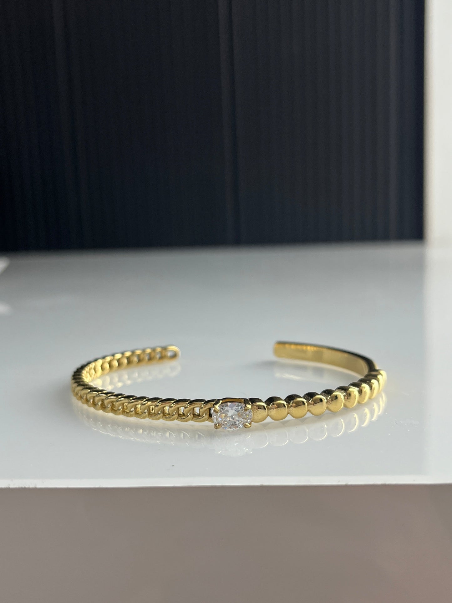 Gold stud Bracelet