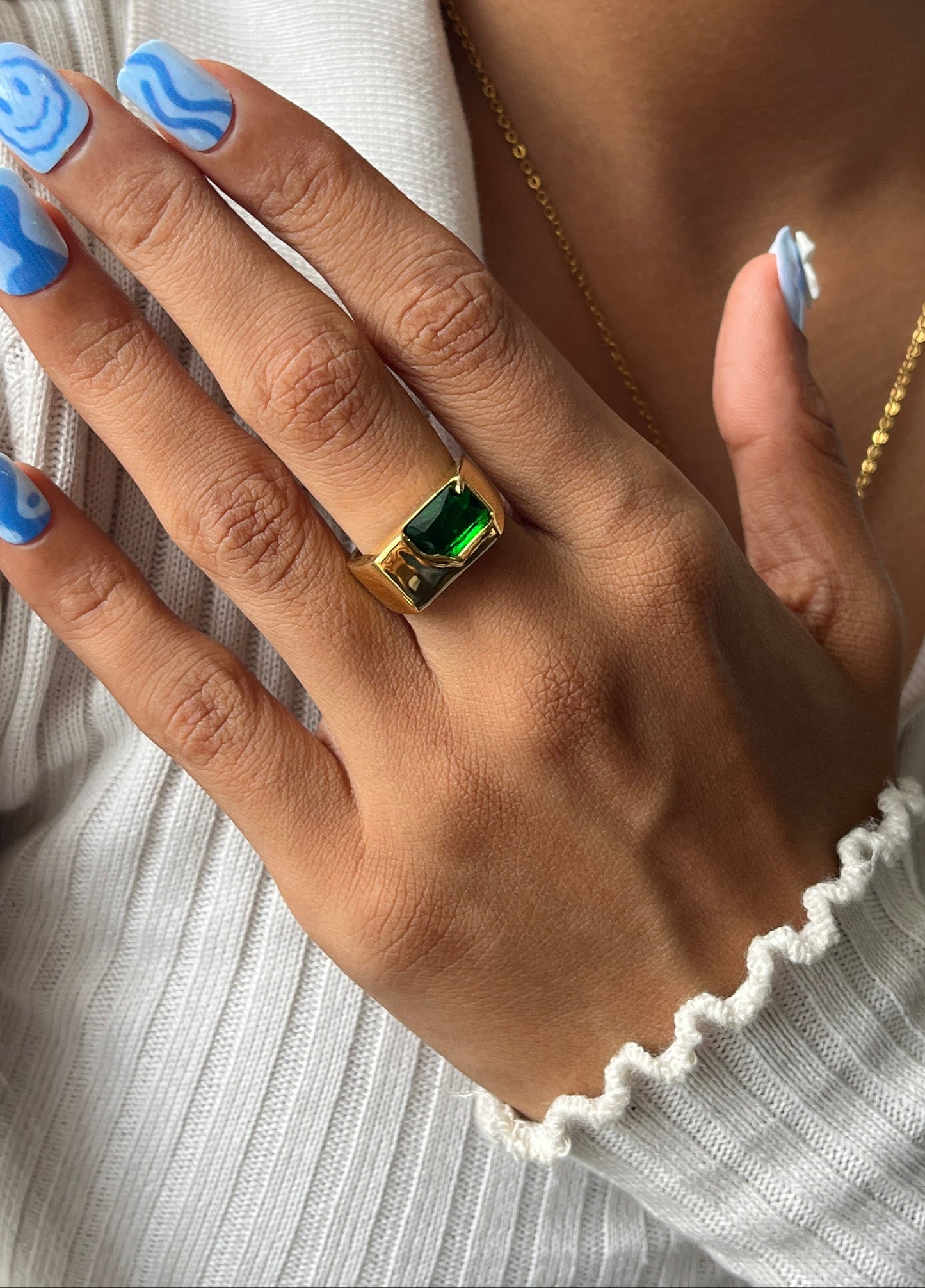 Emerald Luxe Signet Ring