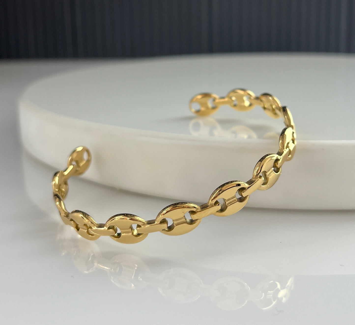 Luna Minimal Gold Bracelet