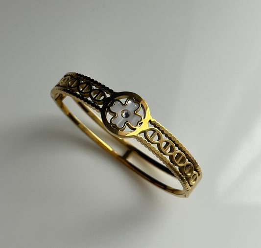 Clover Filigree Gold Bracelet
